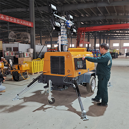 YGNE YST-7000LH 移动太阳能灯塔